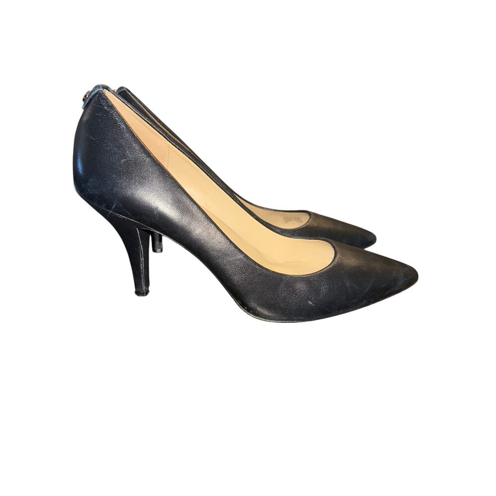 ⭐️ Women’s Michael Kors Black Leather Career Pumps. Size 10
